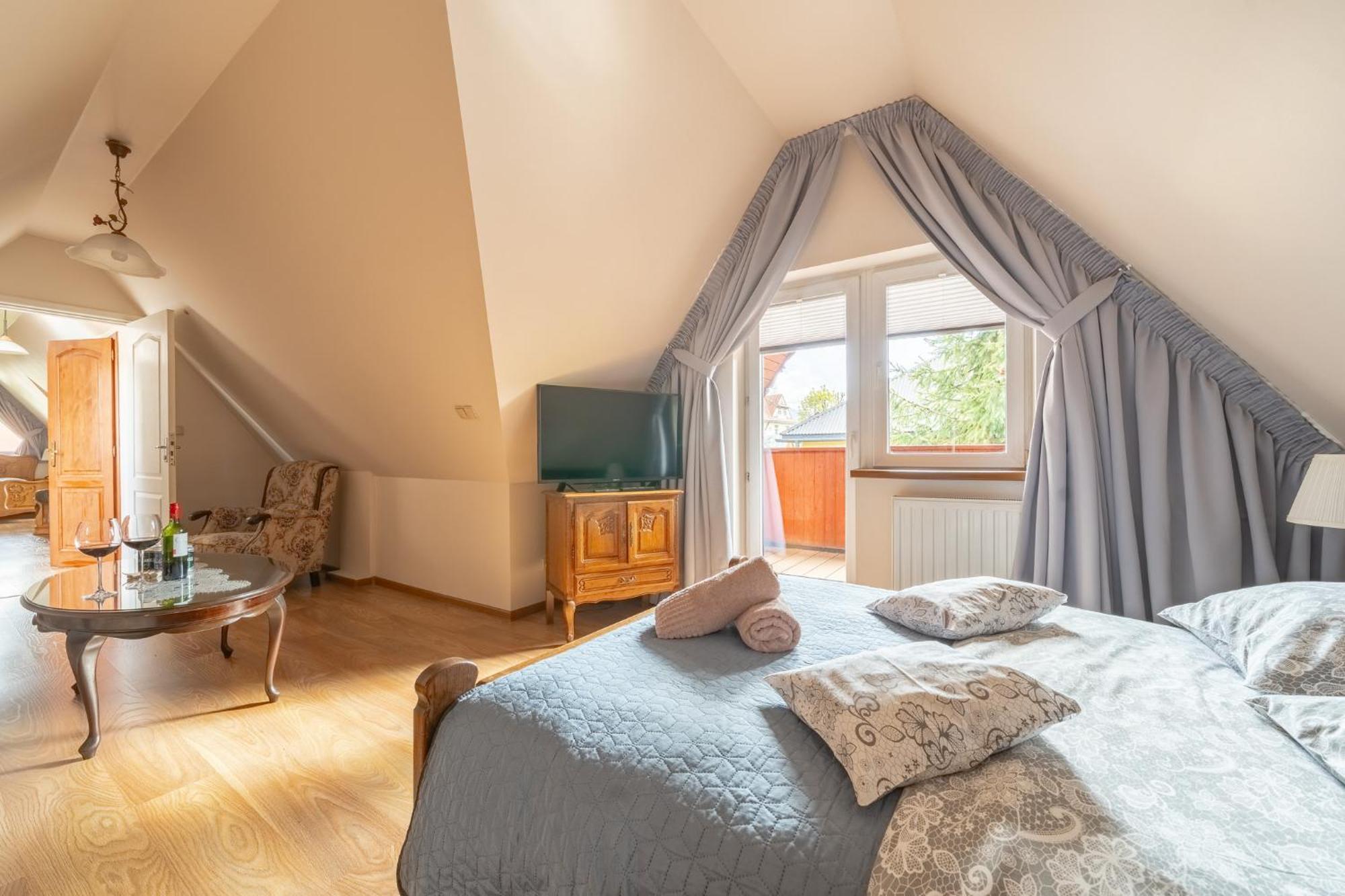 Nawrot Apartmán *
