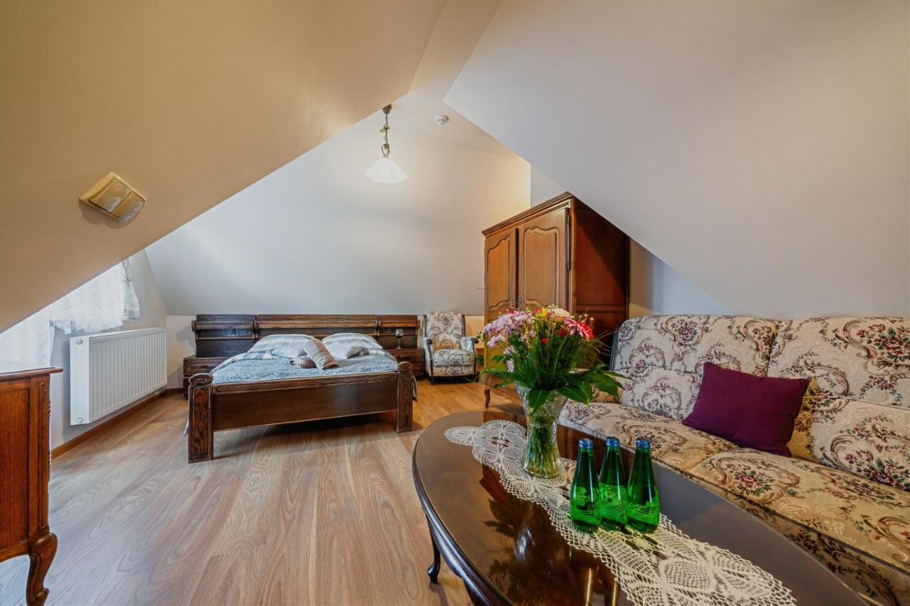 Nawrot Apartment *