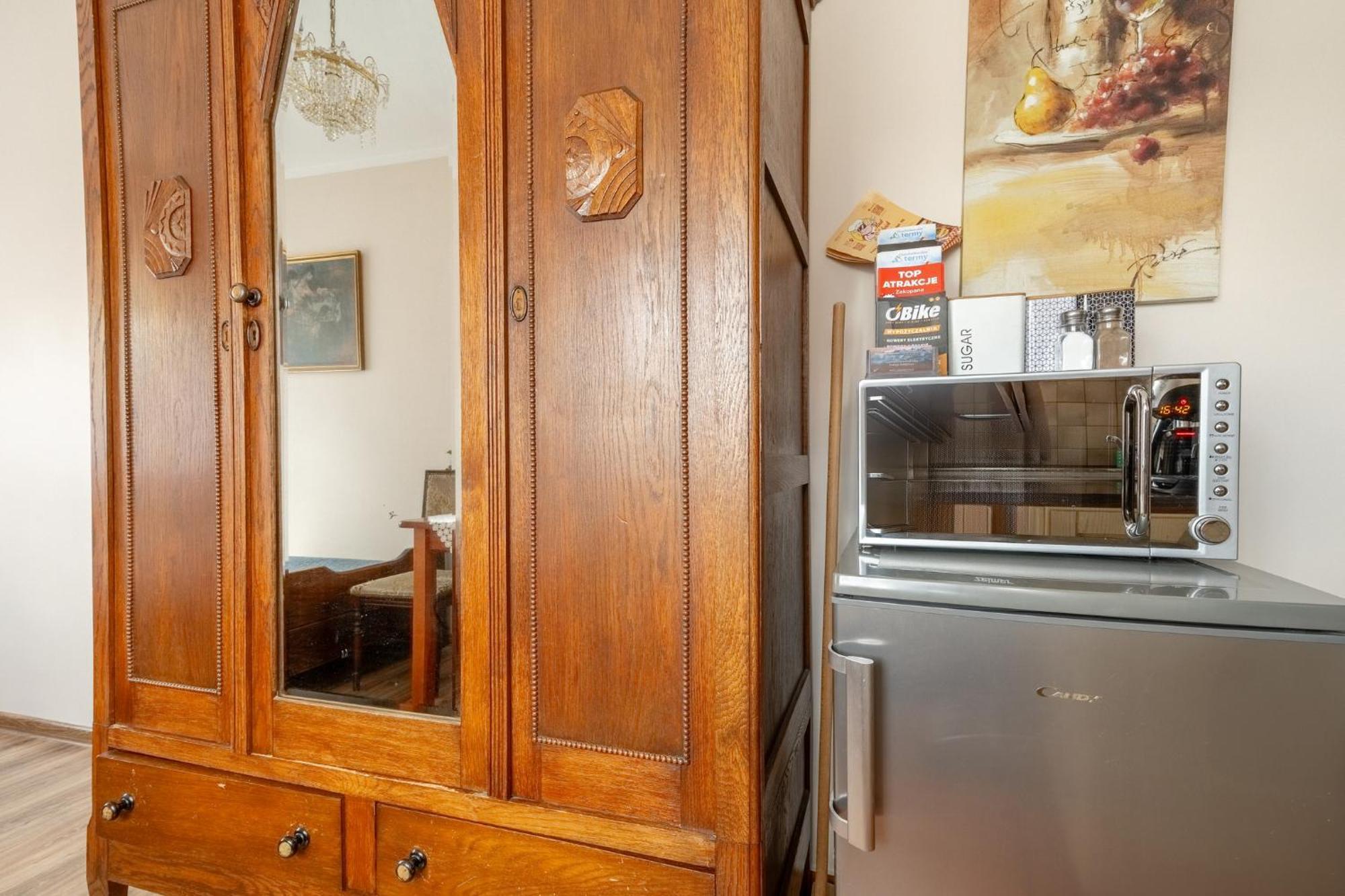 Nawrot Apartment