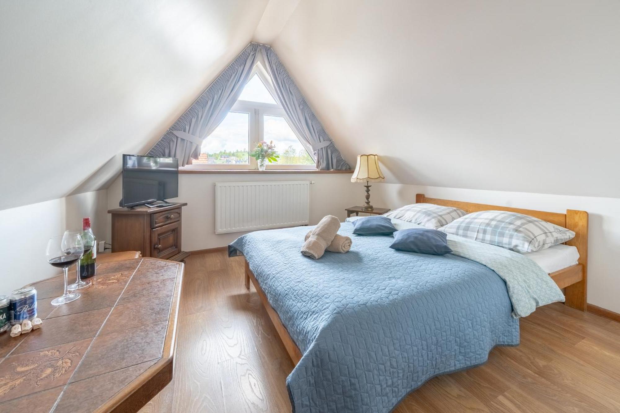 Nawrot Apartment