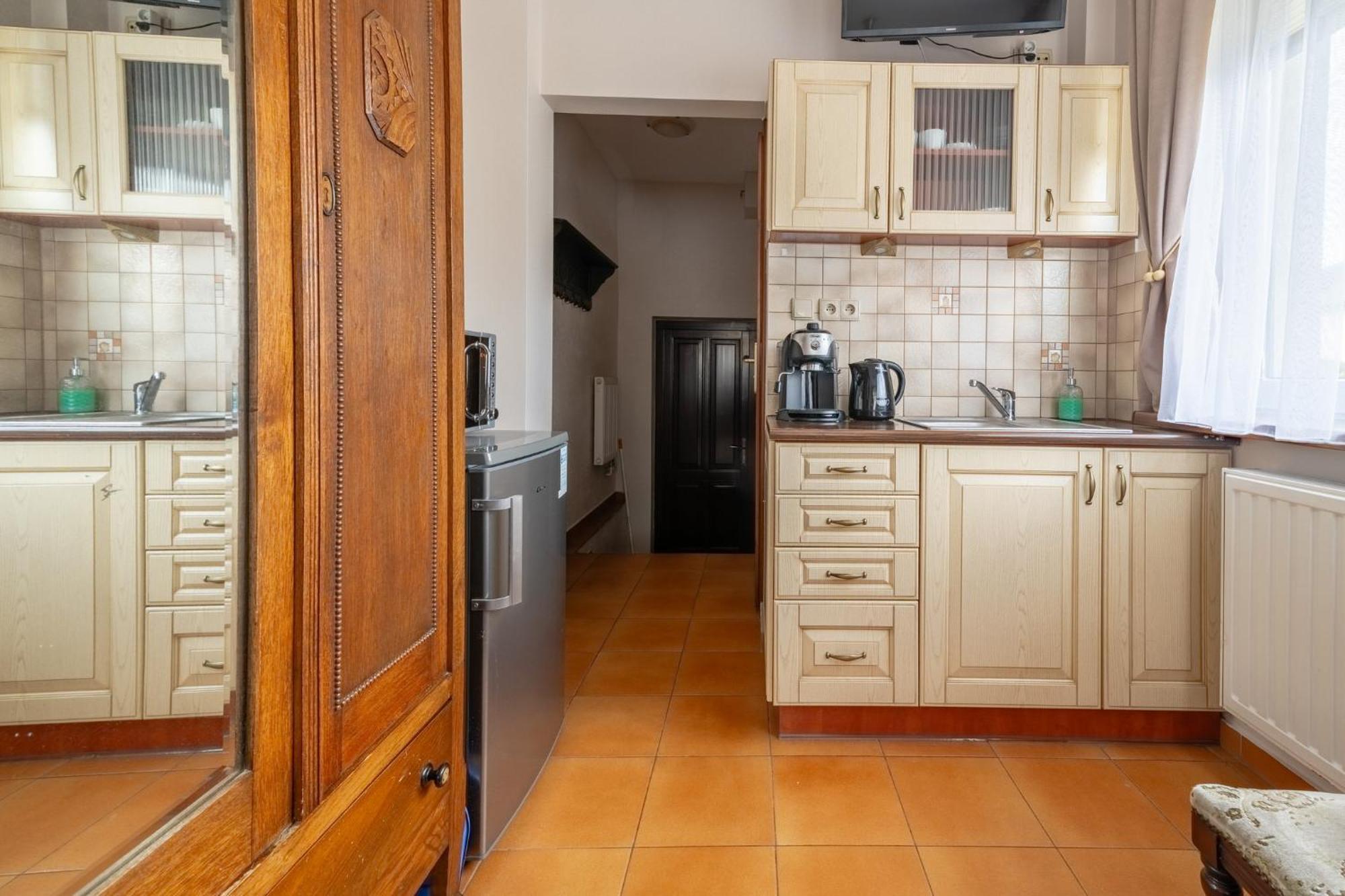 Nawrot Apartment *
